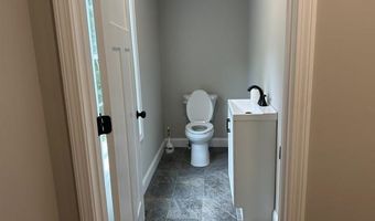 173 Suncook Valley Rd, Alton, NH 03809