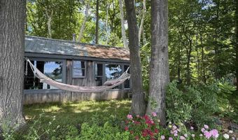 85 Island Dr, Bridport, VT 05734