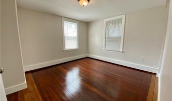 14 S Baptist St, Newport, RI 02840
