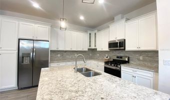 724 WINTERSIDE Dr, Apollo Beach, FL 33572