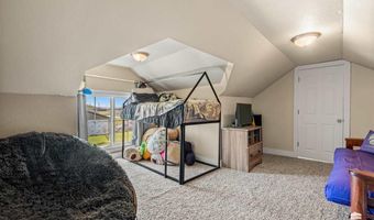 3673 Stewart Farm Rd, Wamego, KS 66547