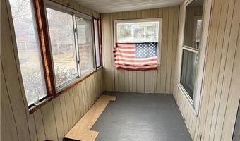 438 Black St, Akron, OH 44306