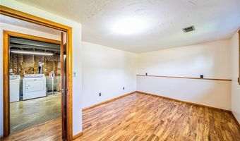 1543 Cherry Ln, Ashtabula, OH 44004