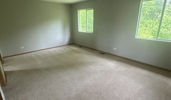 36 Burnette Dr, Antioch, IL 60002