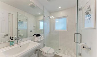 150 CRESCENT Dr, Anna Maria, FL 34216