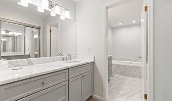 110 BRIDLE Ln, Ambler, PA 19002