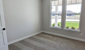 336 W Boxthorn Dr, Andover, KS 67002