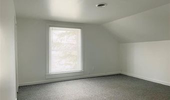 302 N BRISTOL - Upper Unit 2, Almont, MI 48003