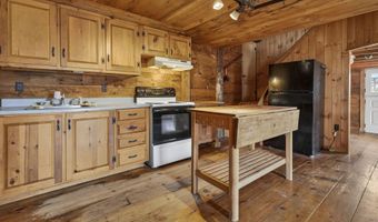37 High St, Bradford, NH 03221