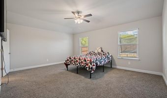 516 Highland Park Trl, Alvarado, TX 76009