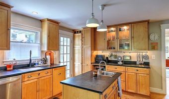 264 Sowams Rd, Barrington, RI 02806
