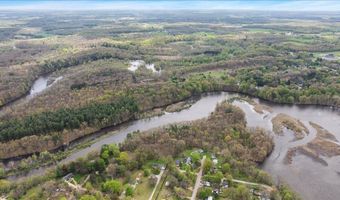 47 Wayne St, Allegan, MI 49010