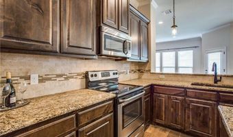 713 Westgate Dr, Aledo, TX 76008