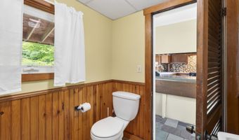 241 E Hardscrabble Rd, Auburn, ME 04210