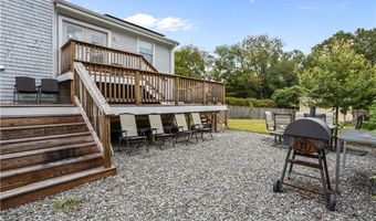 7 Jill Ct, East Providence, RI 02915