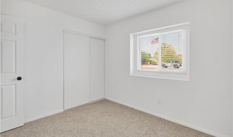 10548 Tecopa Rd, Apple Valley, CA 92308