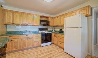 399 HILLTOP Ln, Annapolis, MD 21403