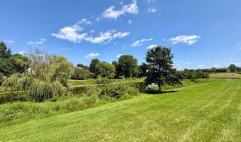 6701 Three Lakes Pkwy, Des Moines, IA 50320