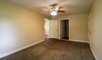 1302 Talmadge Dr, Bainbridge, GA 39817