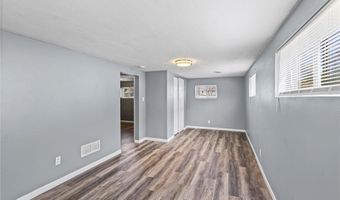 1963 Maple Ln, Arnold, MO 63010