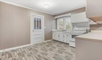 109 Fisher St, Athens, TN 37303