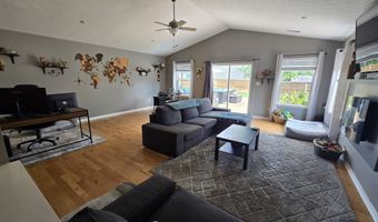 8460 Ferguson Cir, Avon, IN 46123