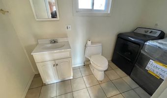25 Pleasant St, Ansonia, CT 06401