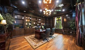 355 W Palm Dr, Arcadia, CA 91007
