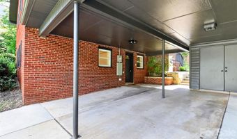 3617 Woodleaf Rd, Charlotte, NC 28205