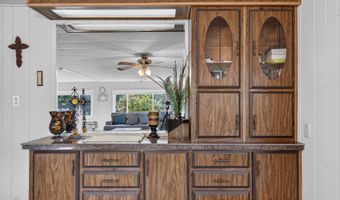 21986 LAUREL Ave, Aurora, OR 97002