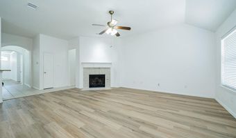 910 Crater Lake Ct, Allen, TX 75002