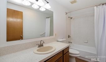 14961 Eagle Dr, Caldwell, ID 83607