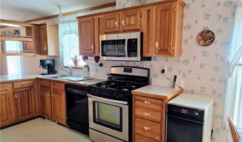 123 Golden Pond, Akron, NY 14001