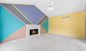 208 Kylewood Ct, Ballwin, MO 63021