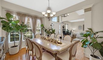 7 ROCK RIVER Ct, Algonquin, IL 60102