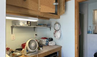 21284 W IRON EAGLE Dr .347, Congress, AZ 85332