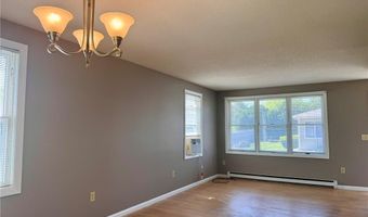 16 Castle Rock Dr D, Charlestown, RI 02813