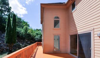 588 Green Rd, Ann Arbor, MI 48105