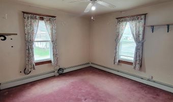 951 Gage St, Bennington, VT 05201