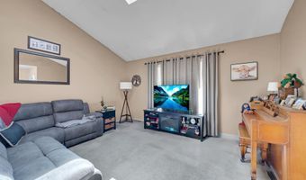 60 Walnut St, Beachwood, NJ 08722