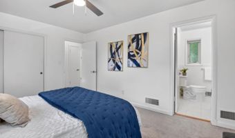 6008 BENALDER Dr, Bethesda, MD 20816