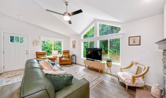 10220 7TH St, Bay City, OR 97107