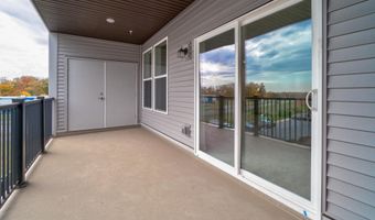 20285 NEWFOUNDLAND Sq, Ashburn, VA 20147