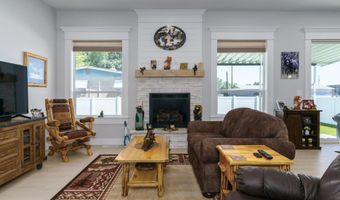 1296 Angela St, Chubbuck, ID 83202