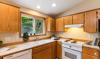 5155 SE THOMAS SMITH Rd, Milwaukie, OR 97267