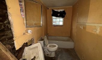 805 Davenport St, Americus, GA 31719