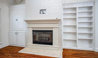 4144 Towne Green Cir, Addison, TX 75001