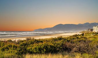 259 S PACIFIC St, Rockaway Beach, OR 97136