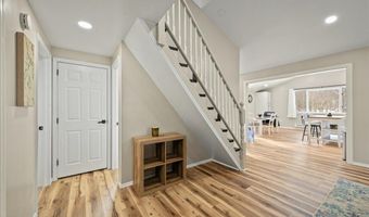 37 High Ridge Rd, Albrightsville, PA 18210