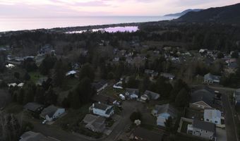 126 N Ocean Ave, Rockaway Beach, OR 97136